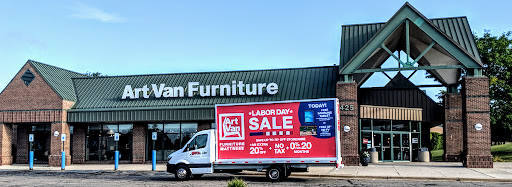 Art Van Furniture - Ann Arbor, 425 E Eisenhower Pkwy, Ann Arbor, MI 48108, USA, 