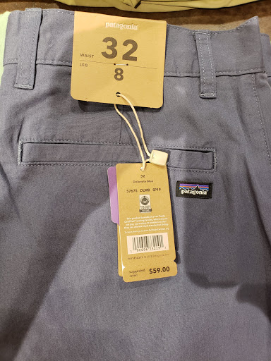 Clothing Store «Patagonia Boston», reviews and photos, 346 Newbury St, Boston, MA 02115, USA