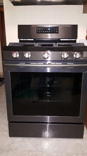 Shopping Mall «North Riverside Park Mall», reviews and photos, 7501 W Cermak Rd, N Riverside, IL 60546, USA