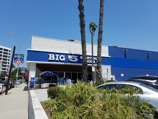 Sporting Goods Store «Big 5 Sporting Goods - Wilshire», reviews and photos, 6601 Wilshire Blvd, Los Angeles, CA 90048, USA