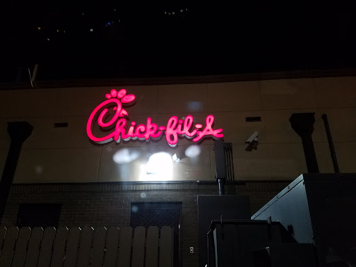Fast Food Restaurant «Chick-fil-A», reviews and photos, 4412 Chantilly Pl, Chantilly, VA 20151, USA