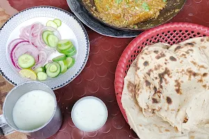 Lal Shabaz Qalandar Restaurant image