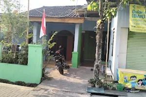 Pijat Refleksi, Saraf dan Keseleo Kota Semarang - Grace Reflexology image