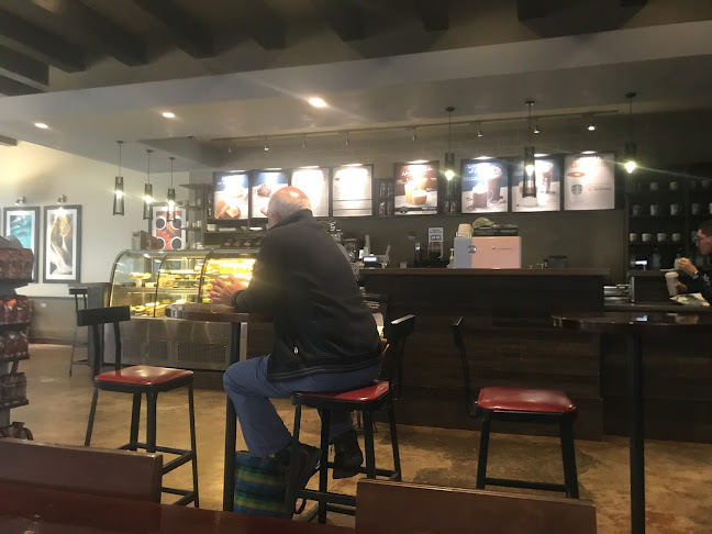 Starbucks Coffee - Cusco