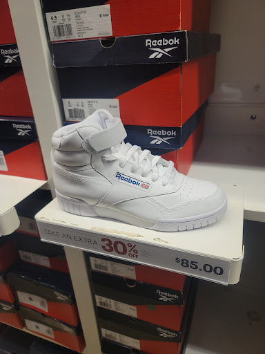 Sportswear Store «Reebok Outlet», reviews and photos, 241 Fort Evans Rd NE #729, Leesburg, VA 20176, USA