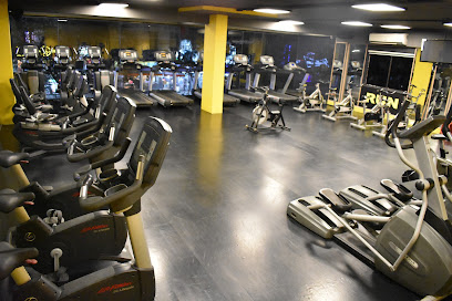 Zeus Fitness Studio - Best Gym in Koramangala | Zu - #10, 1st Floor, KNI Layout Between Christ College & Forum Mall, Hosur Rd, Koramangala, Bengaluru, Karnataka 560029, India