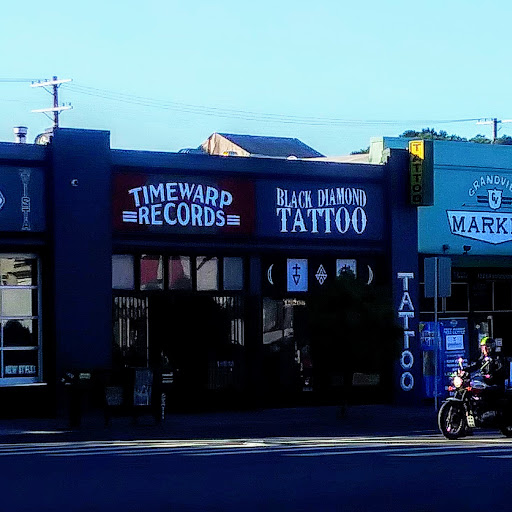 Tattoo Shop «Black Diamond Tattoo», reviews and photos, 412 Lincoln Blvd, Venice, CA 90291, USA