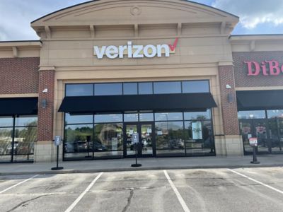 Cell Phone Store «Verizon», reviews and photos, 6712 Rockside Rd, Independence, OH 44131, USA