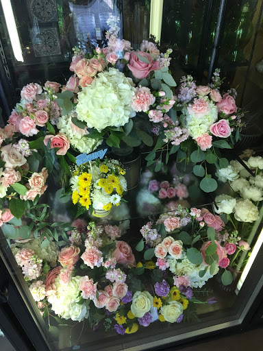 Florist «VIP Flowers», reviews and photos, 11050 SE Powell Blvd #377, Portland, OR 97266, USA