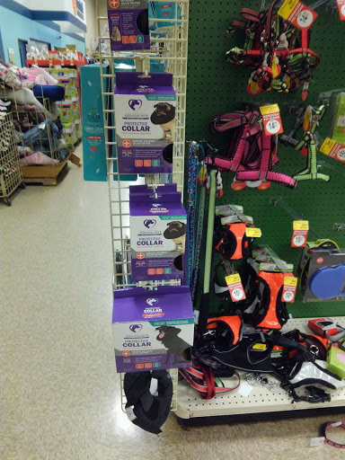 Pet Supply Store «PetSmart», reviews and photos, 1130 SE Everett Mall Way, Everett, WA 98208, USA