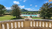 Extérieur du Restaurant Domaine du Château de Monrecour à Saint-Vincent-de-Cosse - n°10