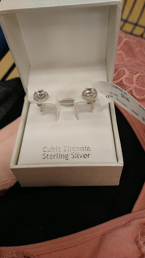 Department Store «Marshalls», reviews and photos, 242 Main St, Medfield, MA 02052, USA