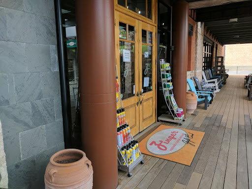 Hardware Store «Zinger Hardware & General Merchant», reviews and photos, 4001 N Lamar Blvd #300, Austin, TX 78756, USA