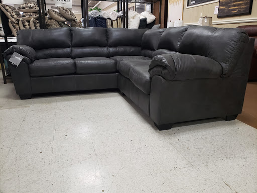 Furniture Store «Major Discount Furniture», reviews and photos, 504 Henslee Dr, Dickson, TN 37055, USA
