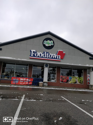 Ferreira Foodtown of Hicksville, 520 S Broadway, Hicksville, NY 11801, USA, 