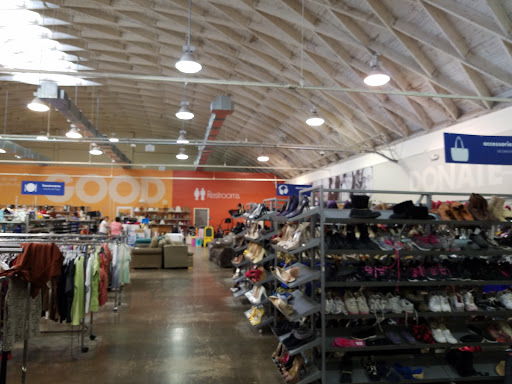 Thrift Store «Goodwill Store and Donation Center», reviews and photos, 3401 Fredericksburg Rd, San Antonio, TX 78201, USA