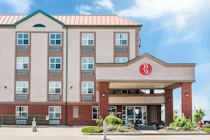 Ramada by Wyndham Sherwood Park image