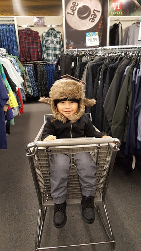 Outlet Store «VF Outlet», reviews and photos, 375 Faunce Corner Rd, North Dartmouth, MA 02747, USA