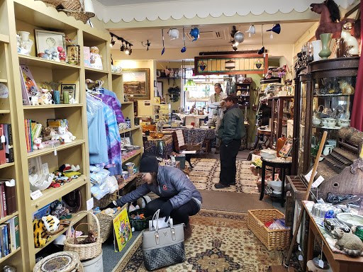 Middleburg Humane Resale Boutique