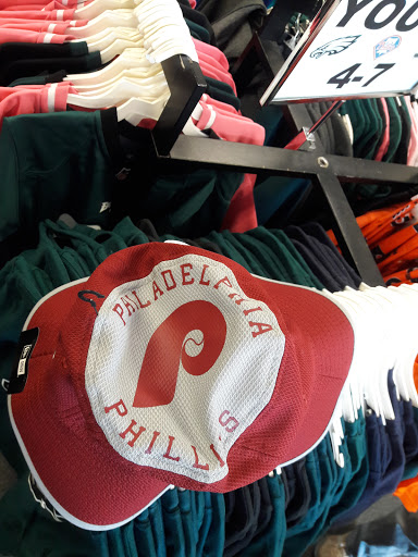 Uniform Store «Clothes Quarters Inc», reviews and photos, 521 MacDade Boulevard, Folsom, PA 19033, USA