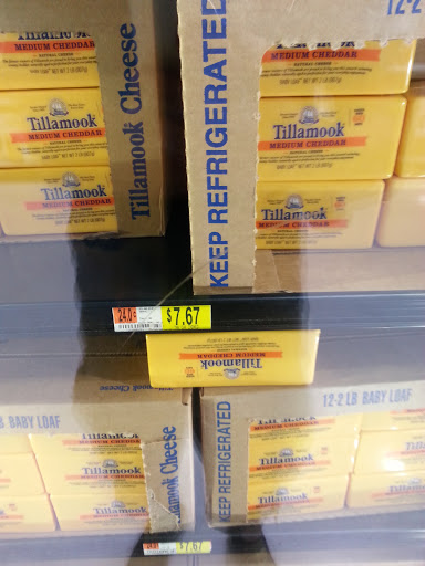 Discount Store «Walmart», reviews and photos, 1040 Green Acres Rd, Eugene, OR 97408, USA