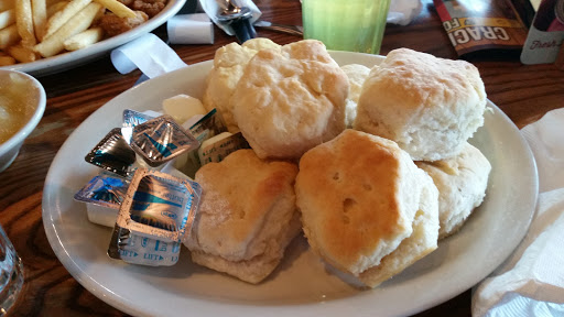 American Restaurant «Cracker Barrel Old Country Store», reviews and photos, 1162 Wayne Ave, Chambersburg, PA 17202, USA