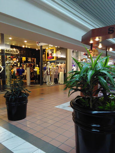 Shopping Mall «Greenbriar Mall», reviews and photos, 2841 Greenbriar Pkwy SW, Atlanta, GA 30331, USA