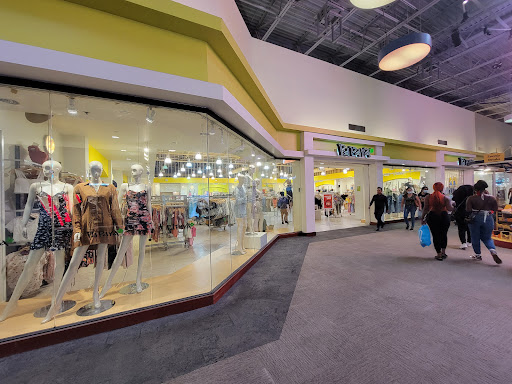 Papaya Clothing, 5900 Sugarloaf Pkwy, Lawrenceville, GA 30043, USA, 