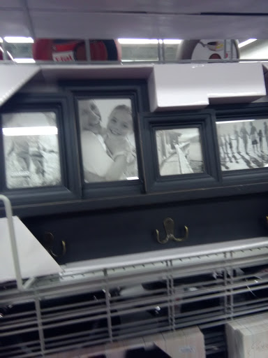 Clothing Store «Burlington Coat Factory», reviews and photos, 3475 Westdale Dr SW, Cedar Rapids, IA 52404, USA