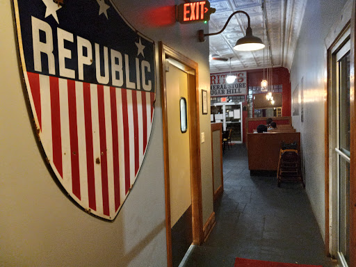 Restaurant «Drug Store Grill», reviews and photos, 105 Main St, Brookneal, VA 24528, USA