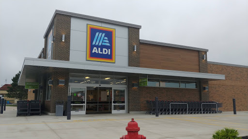 ALDI, 7101 Spring Meadows Dr W, Holland, OH 43528, USA, 