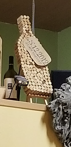 Wine Store «Santiam Wine Co», reviews and photos, 1555 12th St SE, Salem, OR 97302, USA