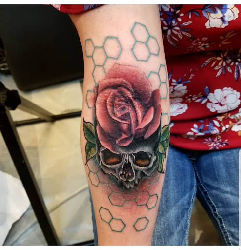 Explore chicago marathon tattoo ideas, creative tattoo ideas in Ambler, available at Tattoo GalaxyAmbler Piercing & Custom Tattoos