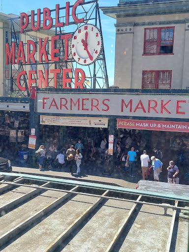 Tourist Attraction «Rachel the Piggy Bank», reviews and photos, Pike St, Seattle, WA 98101, USA