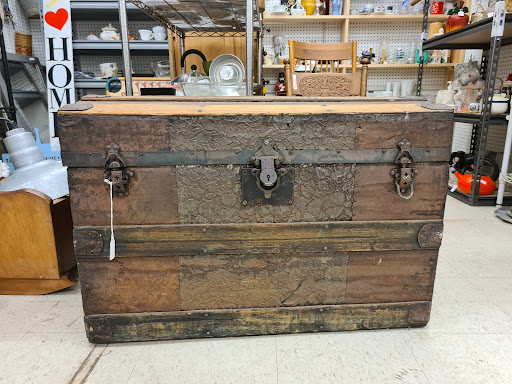 Flea Market «Traderbakers Flea Market», reviews and photos, 2080 Burton Ln, Martinsville, IN 46151, USA