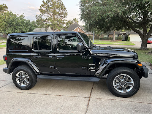 Used Car Dealer «Mac Haik Chrysler Dodge Jeep Ram», reviews and photos, 12111 Katy Fwy, Houston, TX 77079, USA