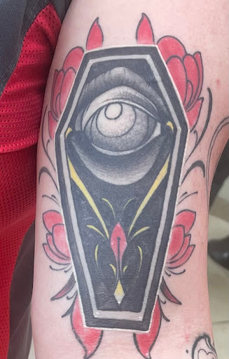 Explore illinois tattoo ideas, creative tattoo ideas in Fleetwood, available at Fodor Ink Tattoo Studio