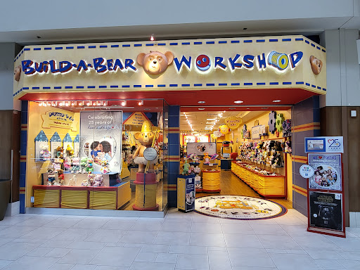 Shopping Mall «Towne East Square», reviews and photos, 7700 E Kellogg Dr, Wichita, KS 67207, USA