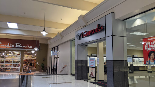 Shopping Mall «Cedar Hills Crossing», reviews and photos, 3205 SW Cedar Hills Blvd, Beaverton, OR 97005, USA