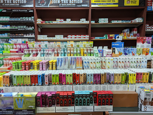 Tobacco Shop «Cig Star - Smoke, Vapor & Glass», reviews and photos, 2060 E Avenida De Los Arboles Suite H, Thousand Oaks, CA 91362, USA