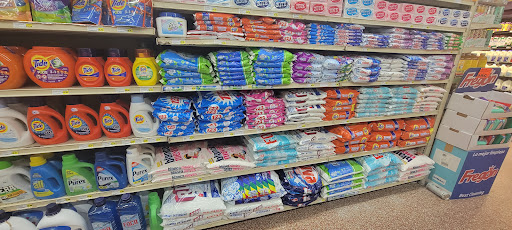 Grocery Store «Supermercado La Chiquita», reviews and photos, 4926 W Cermak Rd, Cicero, IL 60804, USA