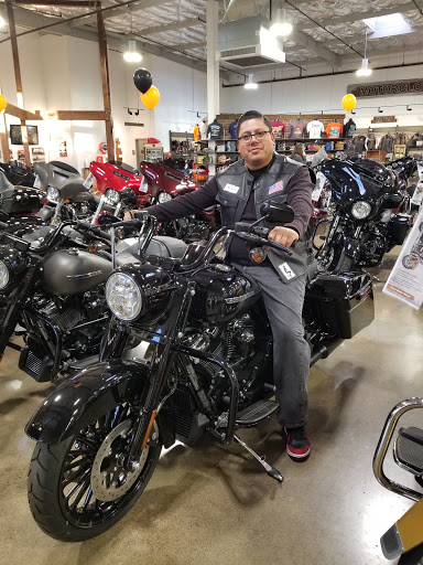 Harley-Davidson Dealer «Huntington Beach Harley-Davidson», reviews and photos, 15080 Goldenwest Cir, Westminster, CA 92683, USA