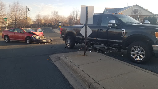 Auto Body Shop «Raymond Auto Body», reviews and photos, 1075 W Pierce Butler Route, St Paul, MN 55104, USA