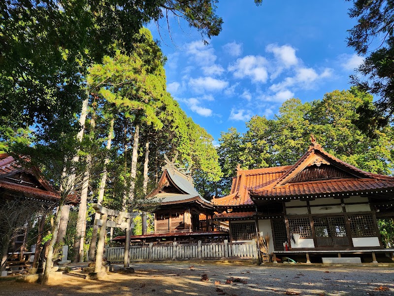 岩牟良神社