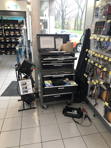 Car Battery Store «Batteries Plus Bulbs», reviews and photos, 5010 N High St, Columbus, OH 43214, USA