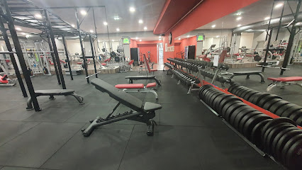 Yes Fitness Gym - C. Aureliano San Román, 23, bajo, 33011 Oviedo, Asturias, Spain