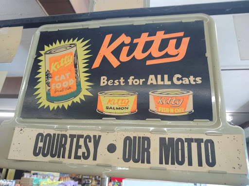 Grocery Store «Gaston Market», reviews and photos, 222 Front St, Gaston, OR 97119, USA