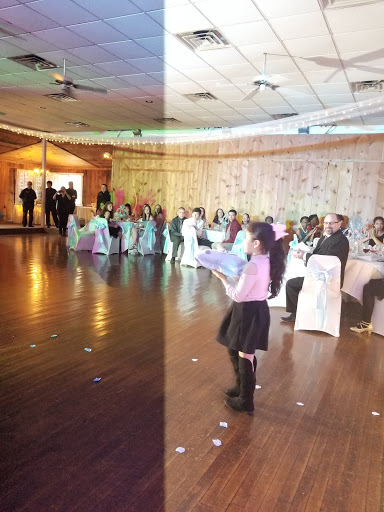 Banquet Hall «Saucon Valley Acres Catering Inc», reviews and photos, 1303 Evergreen Dr, Bethlehem, PA 18015, USA