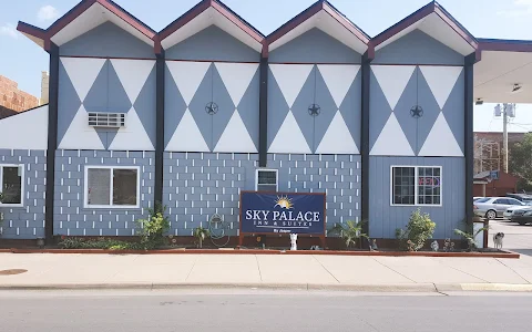 Sky-Palace Inn & Suites Hutchinson image