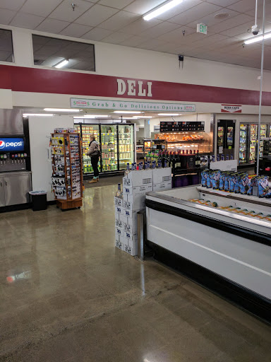 Grocery Store «Sav-Mor Foods», reviews and photos, 14001 Lakeridge Cir, Magalia, CA 95954, USA